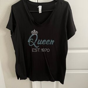 District Black Queen Graphic Women's Tee